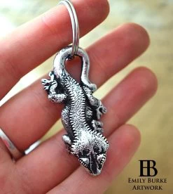 Crested Gecko Keychain (Pewter) By Emily Burke